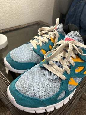 Nike Free Run 2 Cyber Teal Bright Crimson Sneakers
